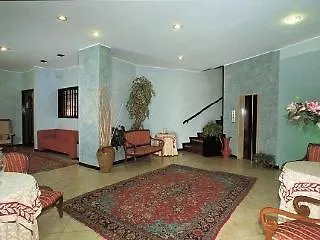 מלון Niagara 4*